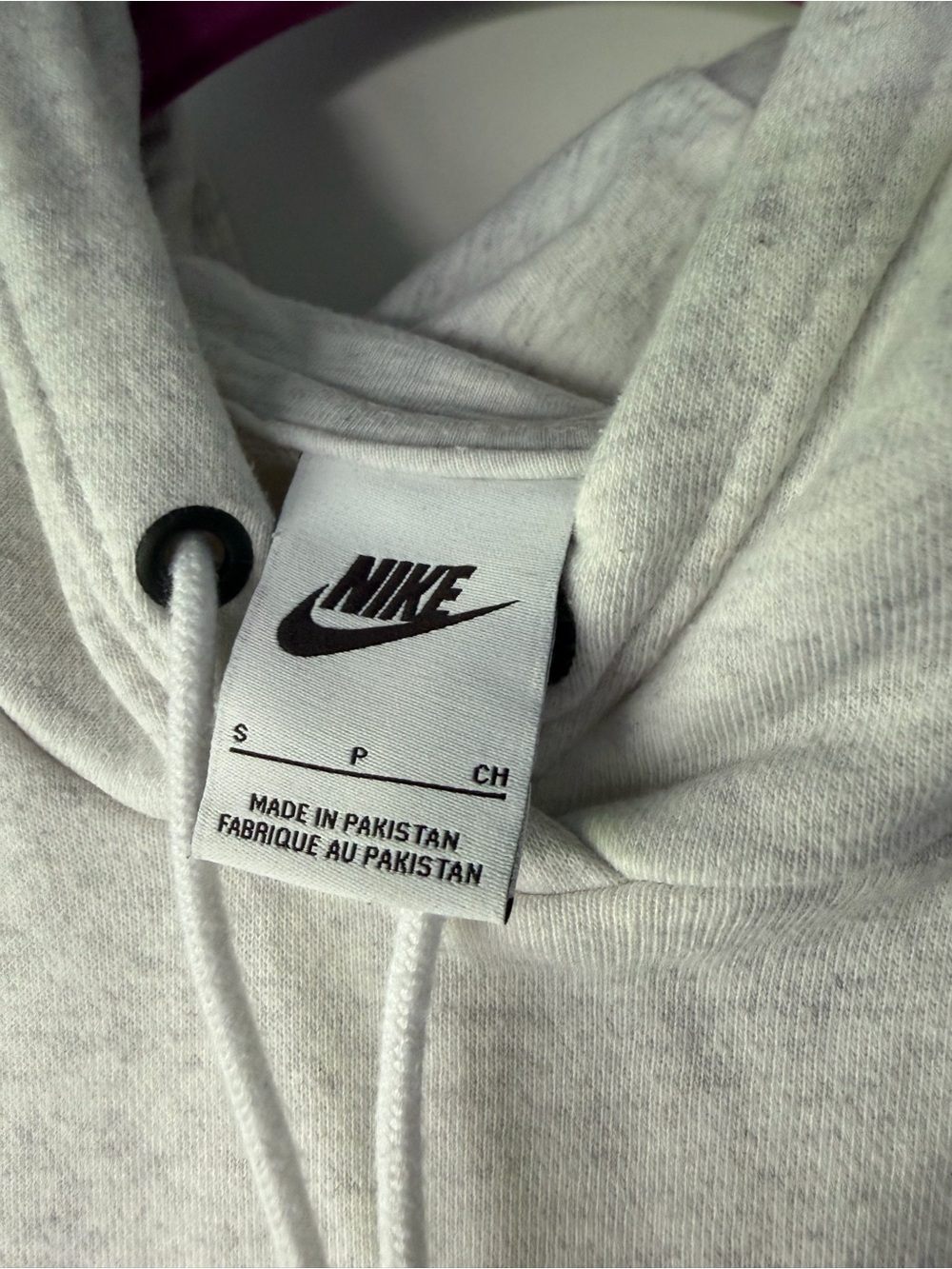 Nike Women’s Light Gray Pullover Hoodie with Black Swoosh Tag - Picture 3 of 6